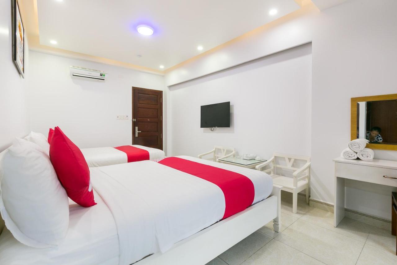 Oyo 652 Monaco Hotel Ho Chi Minh City Exterior photo